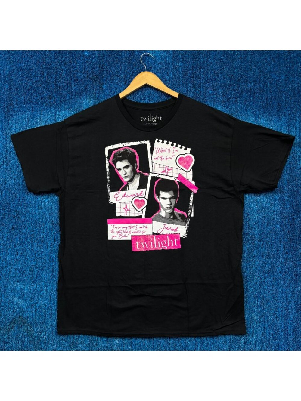 Edward & Jacob Love Triangle Twilight Film Franchise Tee XL